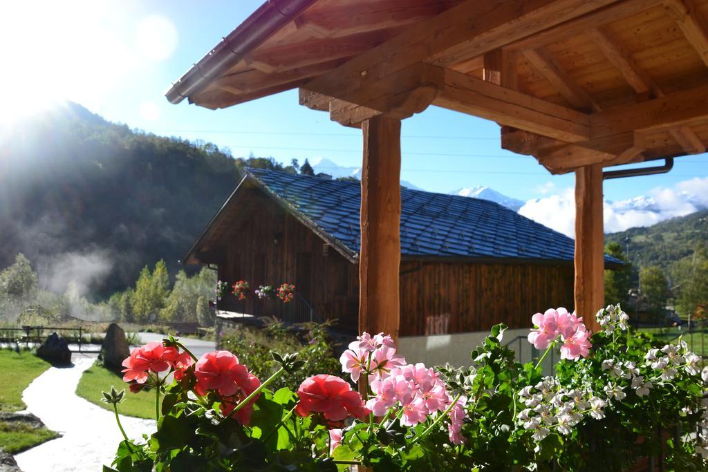 Village Paradis Roisan Exterior photo