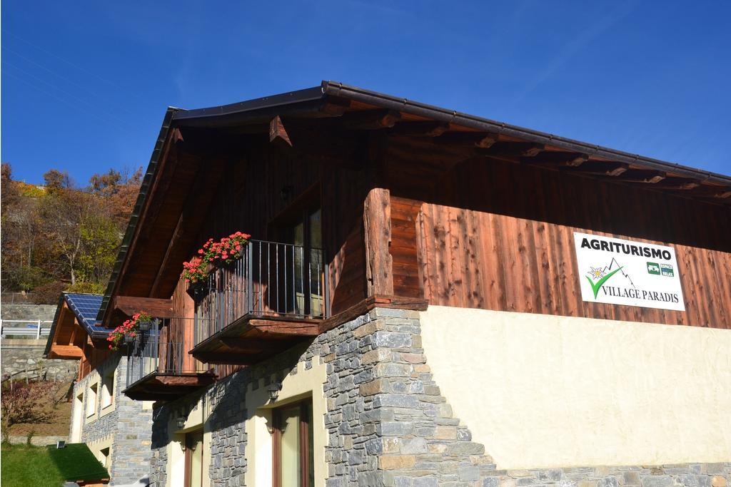 Village Paradis Roisan Exterior photo