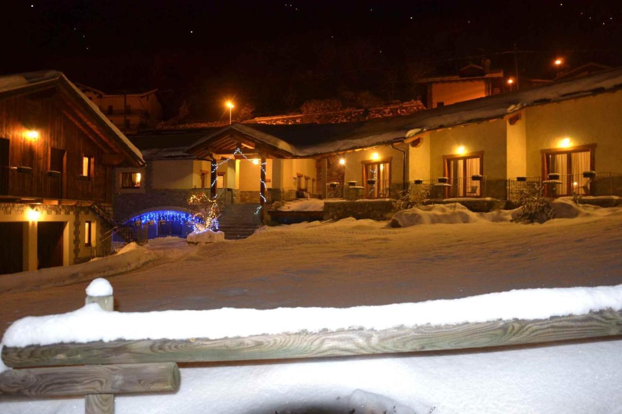 Village Paradis Roisan Exterior photo